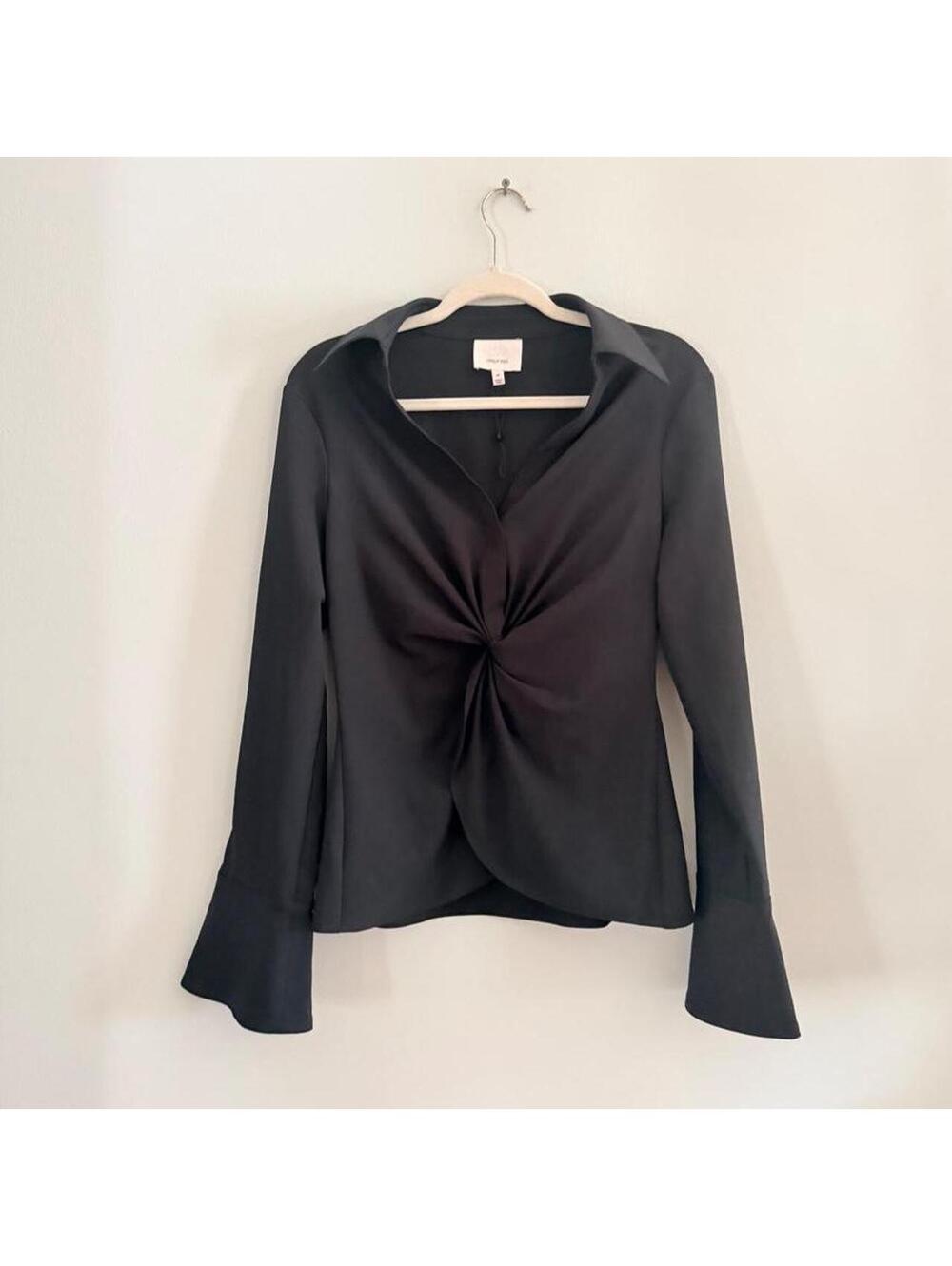 Cinq à Sept McKenna Twist Front Top